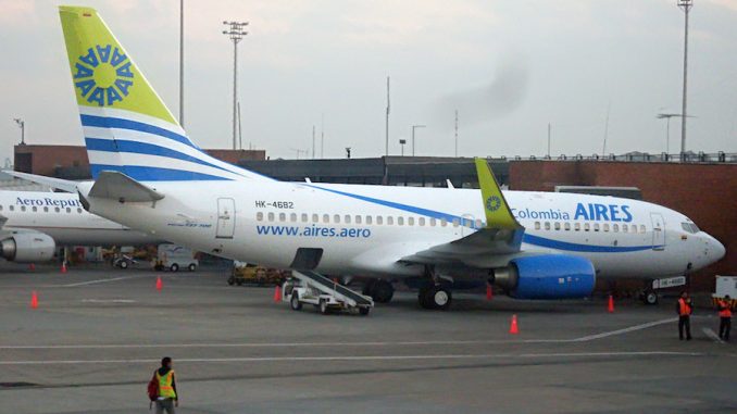 AIRES-737-700