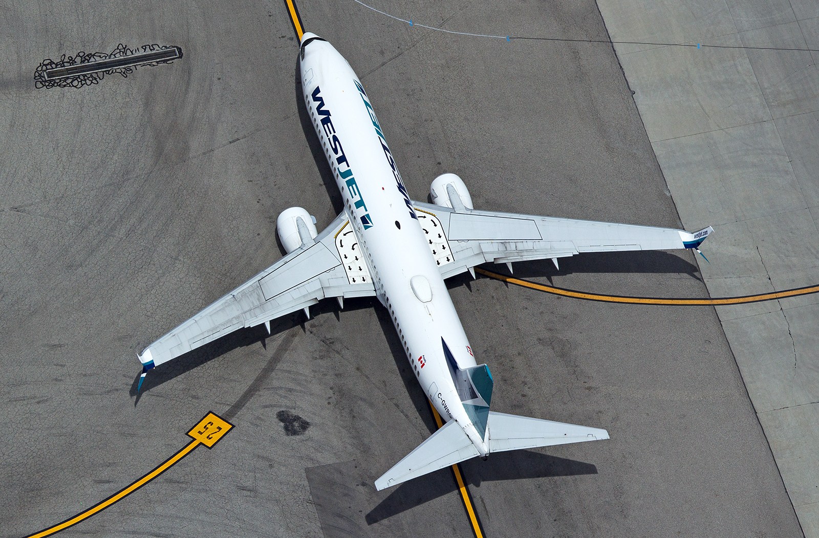 WestJet 737-800