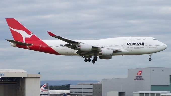 VH-OJT_Boeing_747_Qantas_6058866872