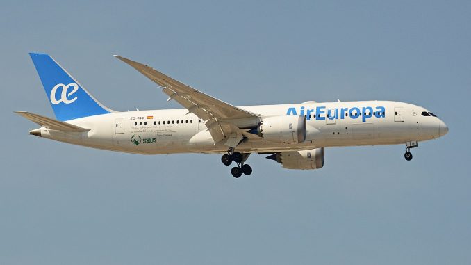 1280px-Boeing_787-8_‘EC-MIG’_Air_Europa_27188864746