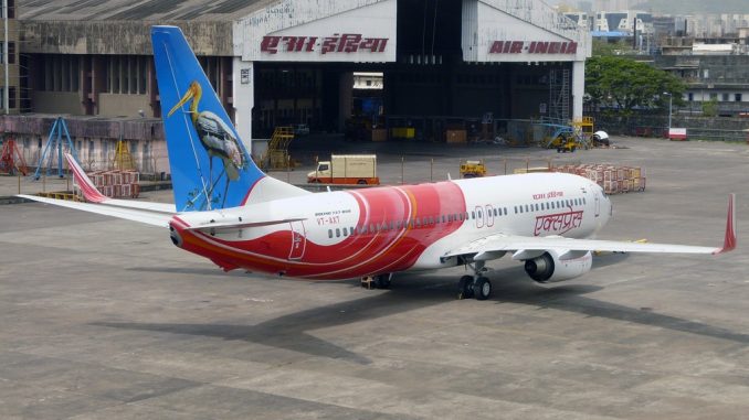 Air_India_Express_Boeing_737-800_SDS-4