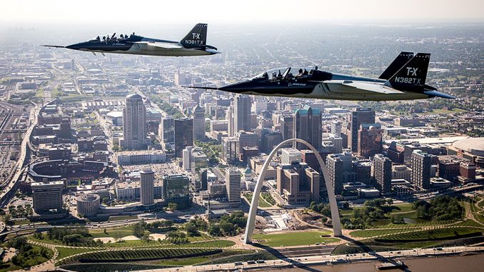 two_boeing_tx_stlou_arch_960x600