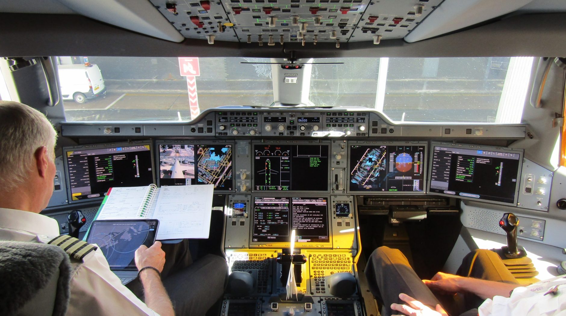 A350 cockpit