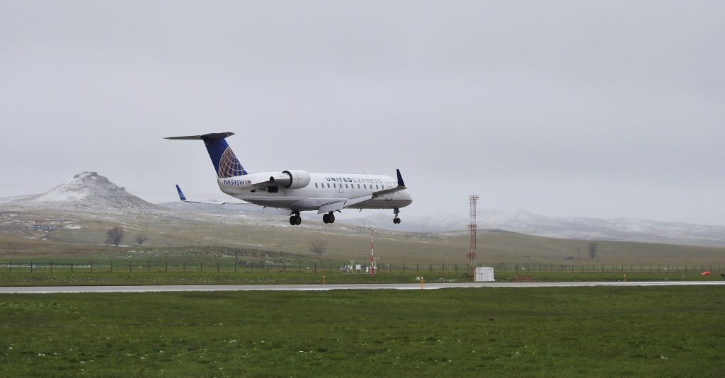 United CRJ-200