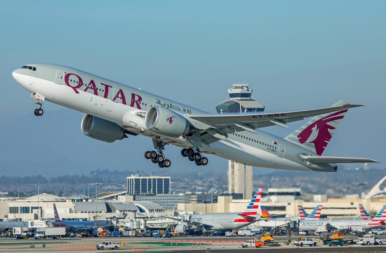 Qatar Airways 777