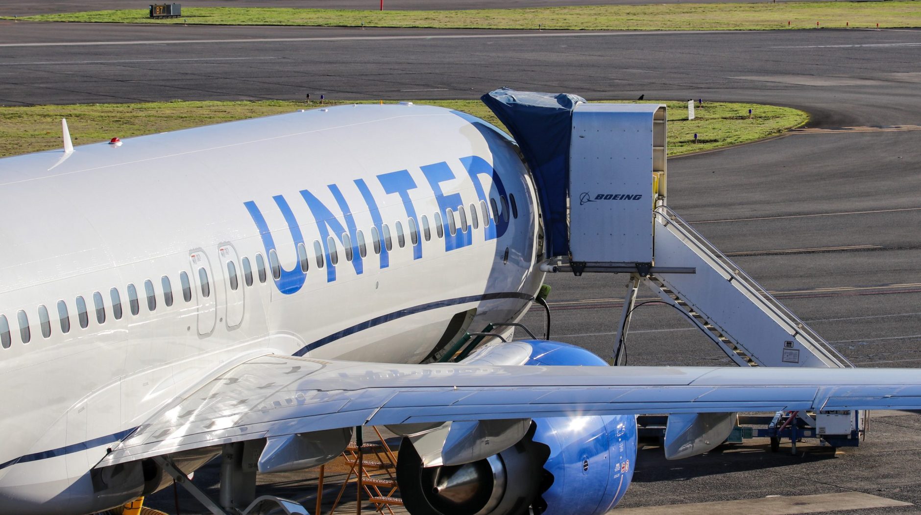 United_UA_737_Max_9_KRNT_BoeingFactory_katie_bailey_5