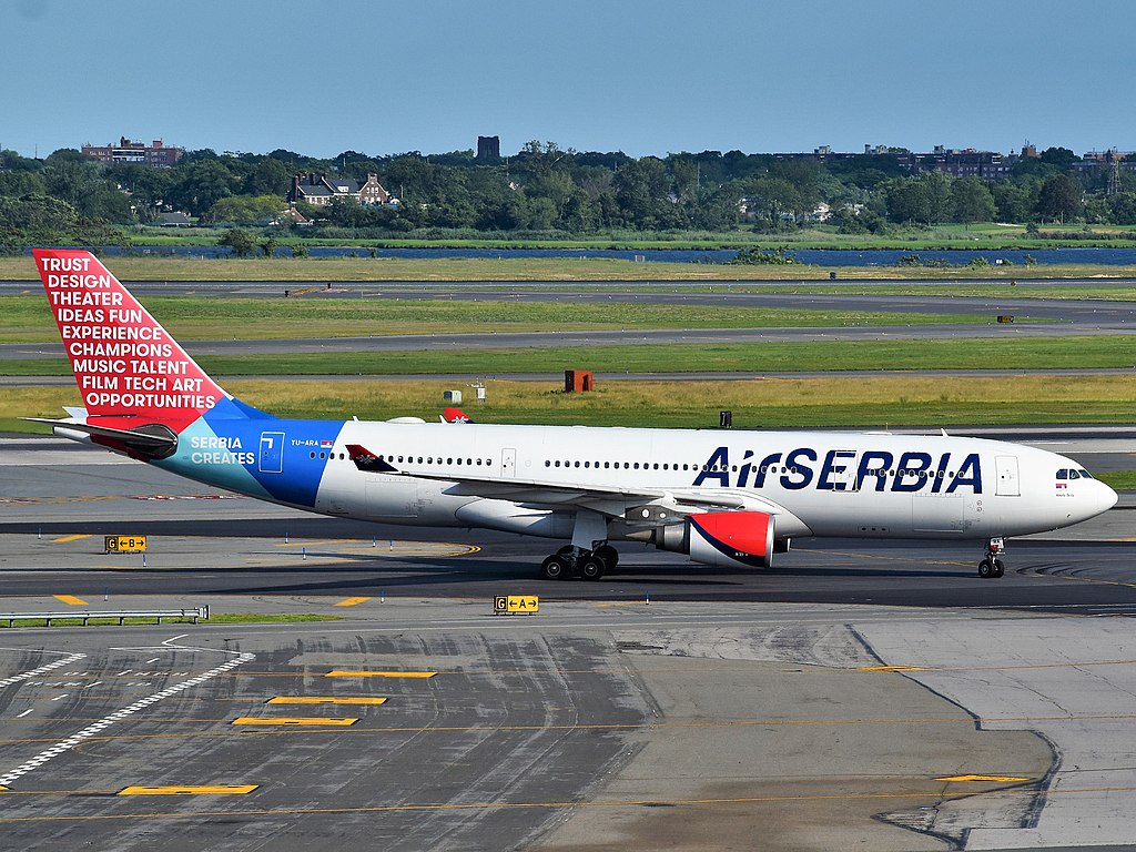 An Air Serbia A330-200. Photo: Adam Moreira (AEMoreira042281), CC BY-SA 4.0 , via Wikimedia Commons