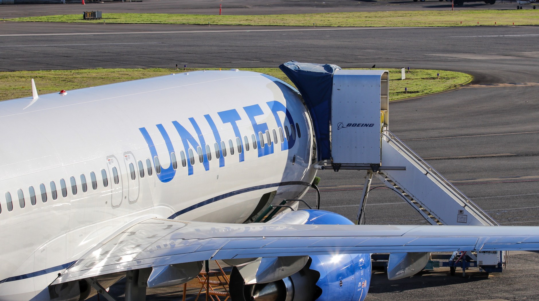 United_UA_737_Max_9_KRNT_BoeingFactory_katie_bailey_5
