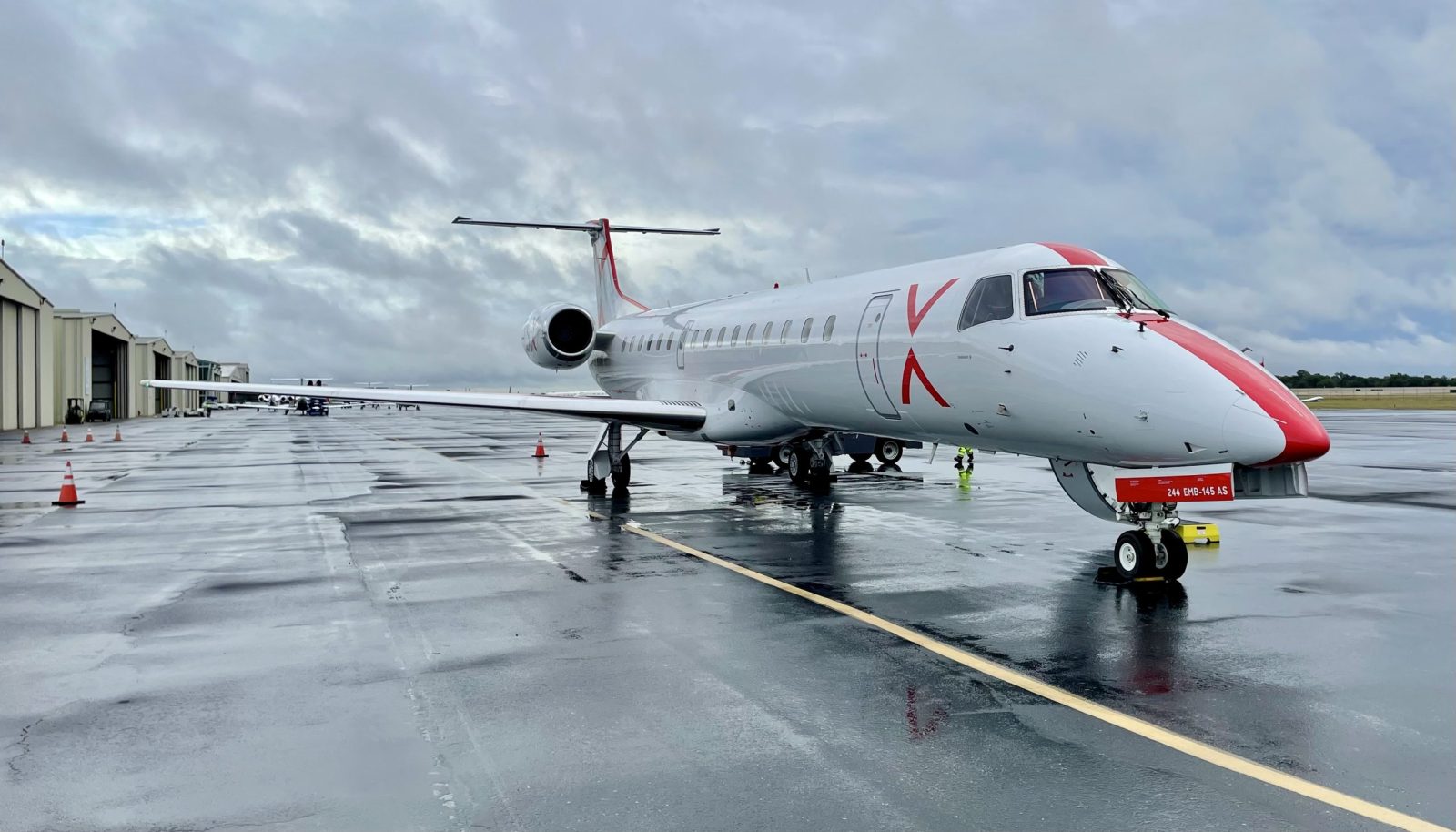 JSX Embraer jet