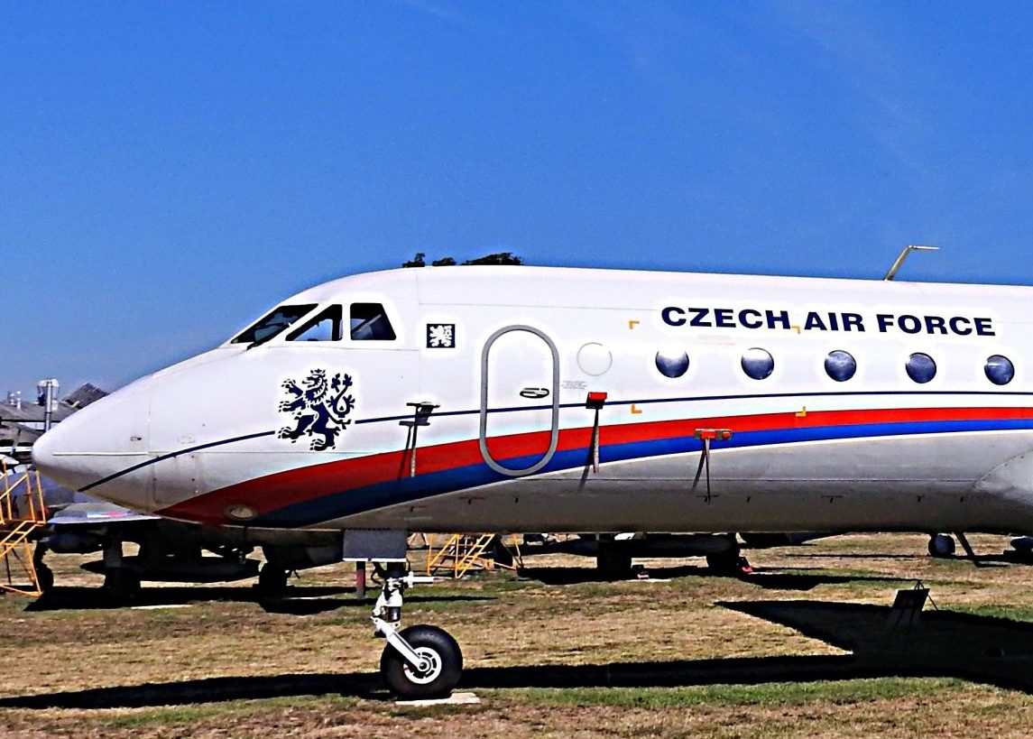 Czech Air Force Yak 40