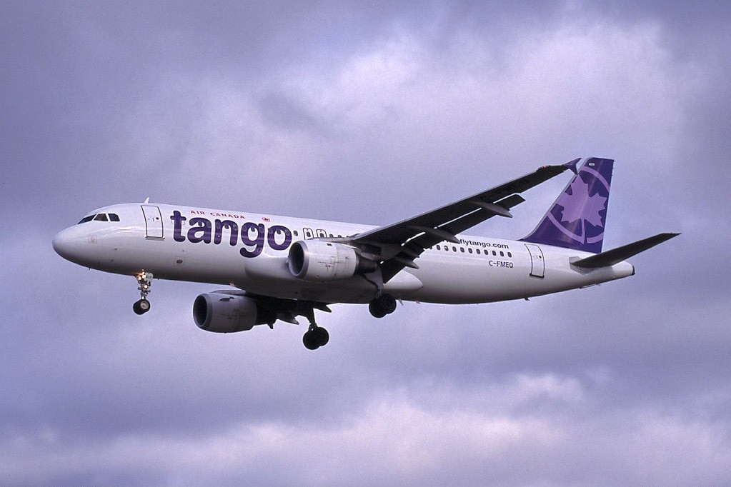 Airbus_A320-211,_Air_Canada_Tango_AN0204376
