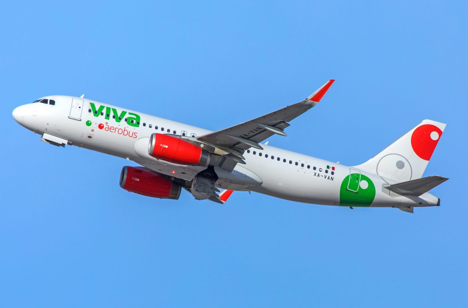 Viva Aerobus A320