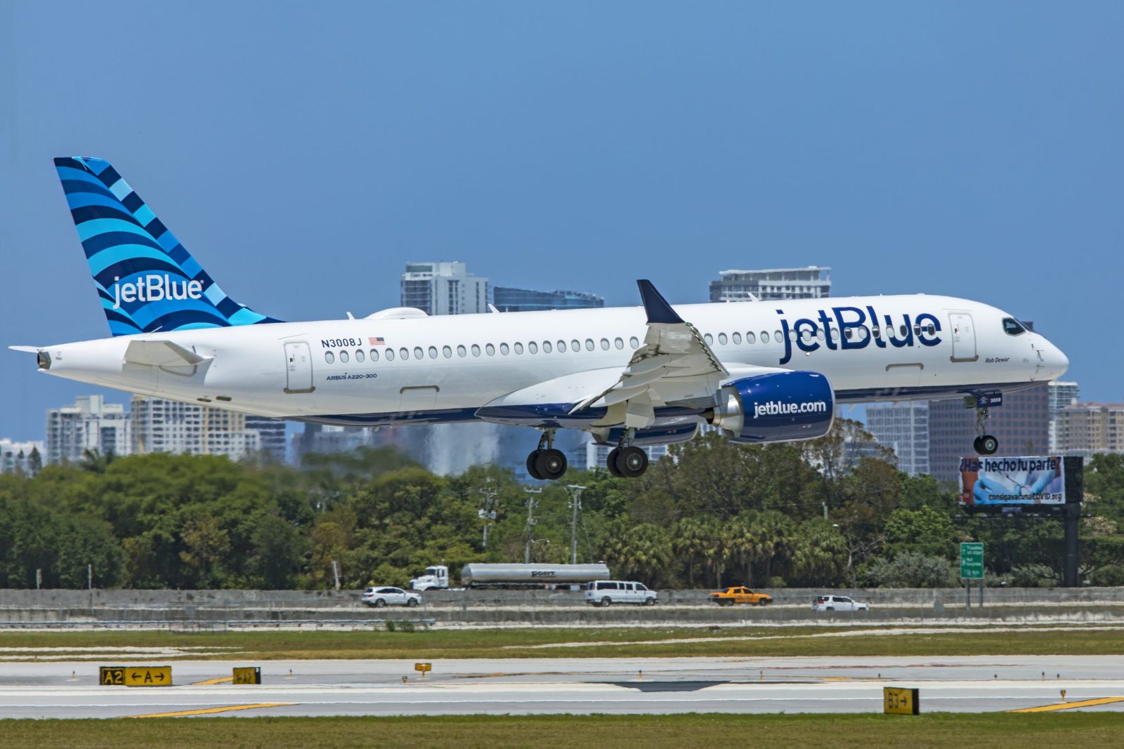 JetBlue A220