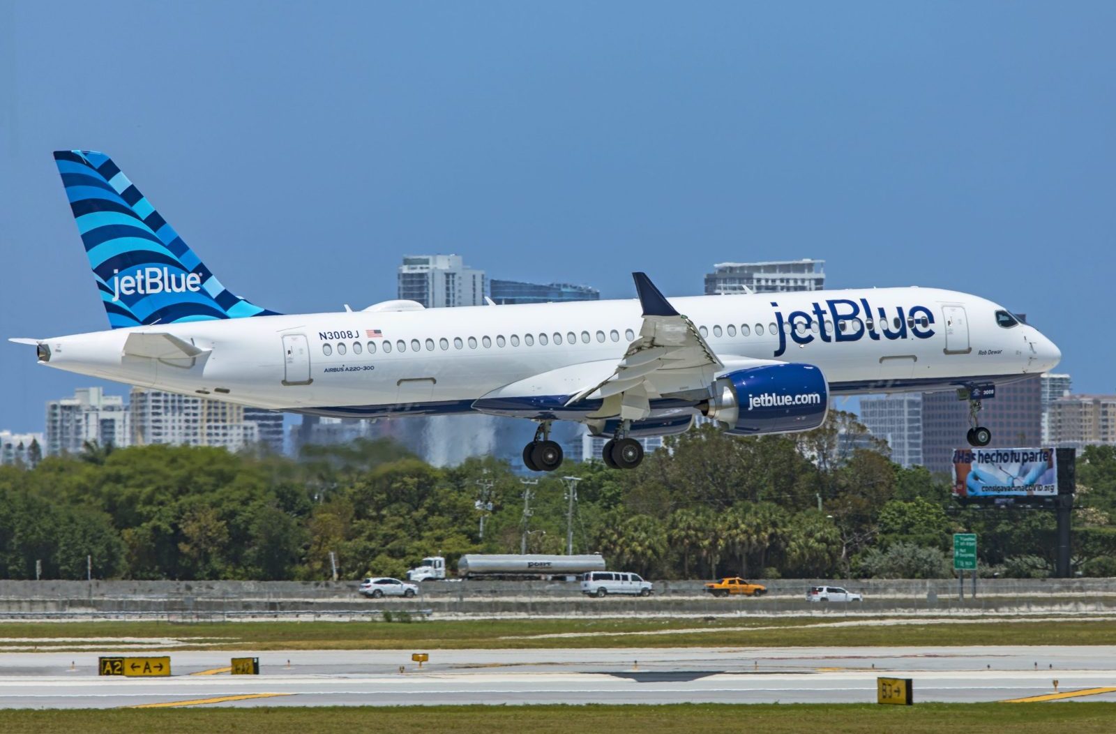 JetBlue A220