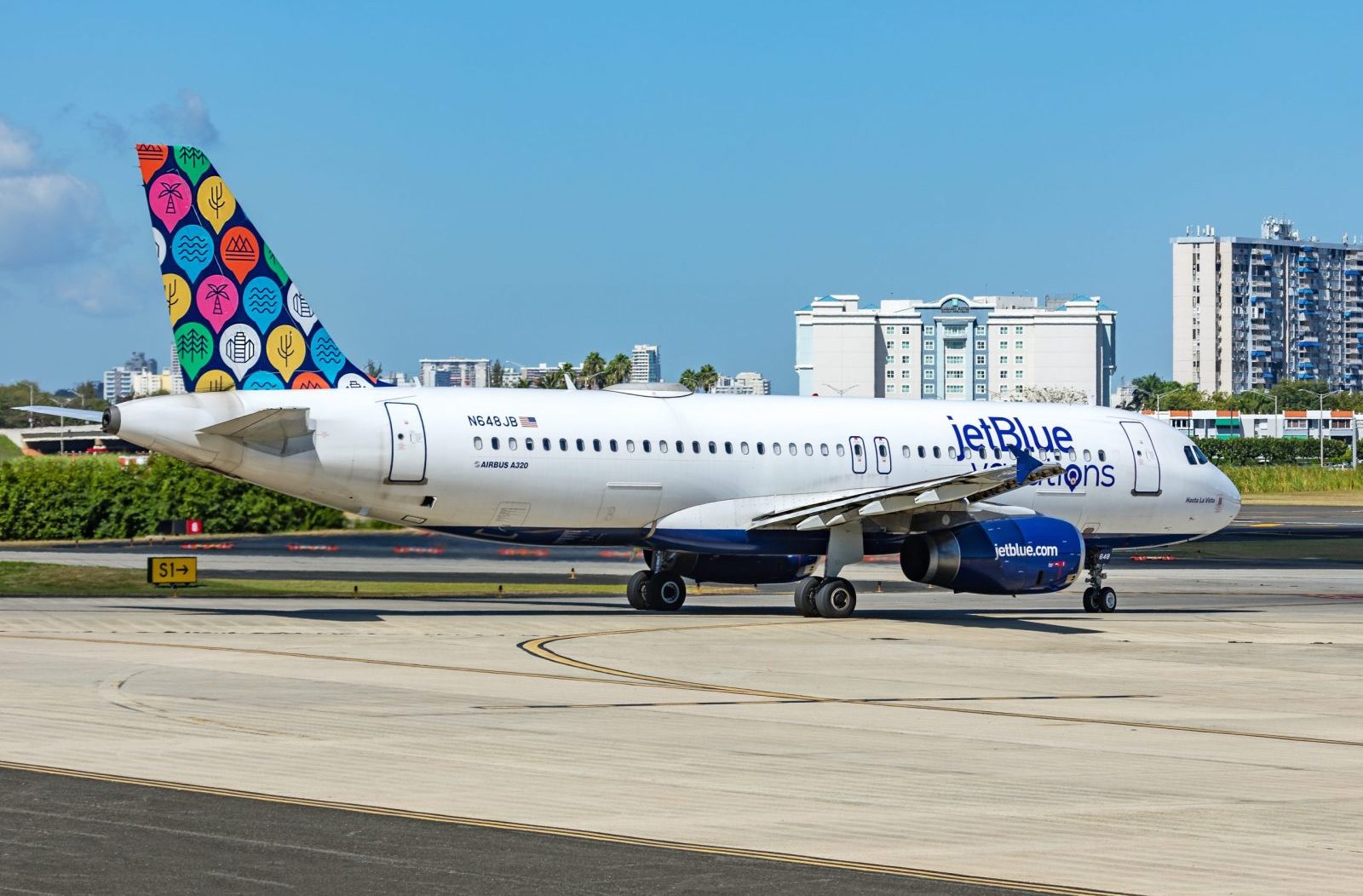 jetBlue Airways Airbus A320-232 N648JB 3-8-23