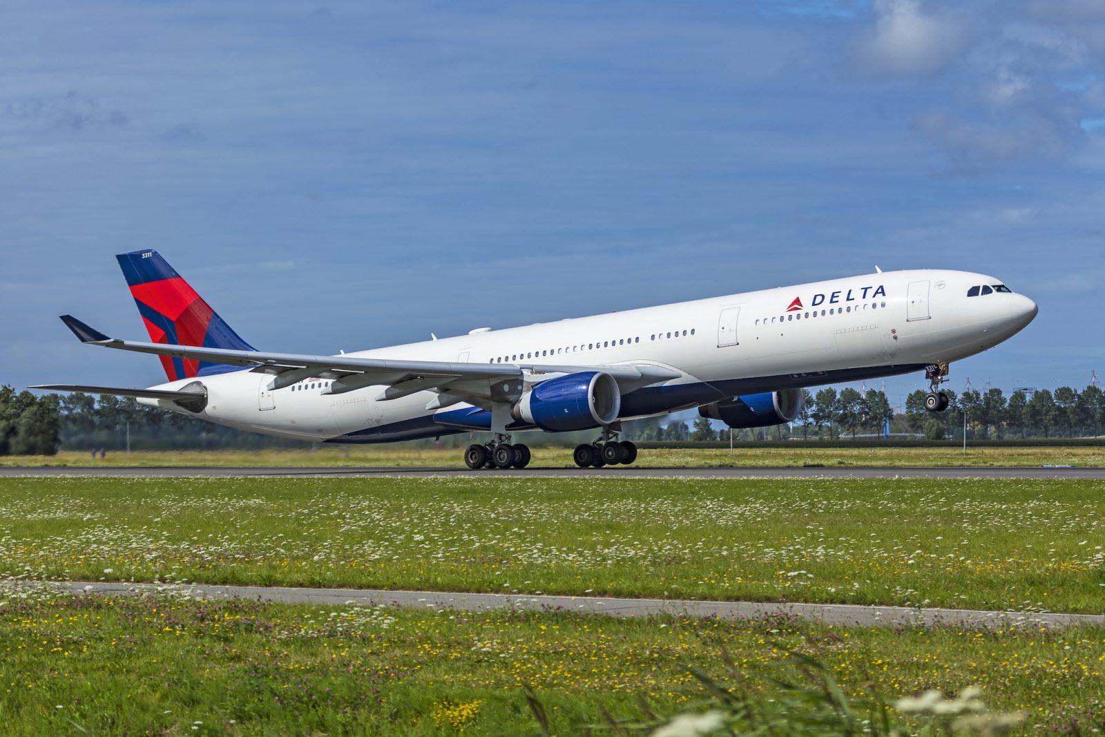 Delta A330-300