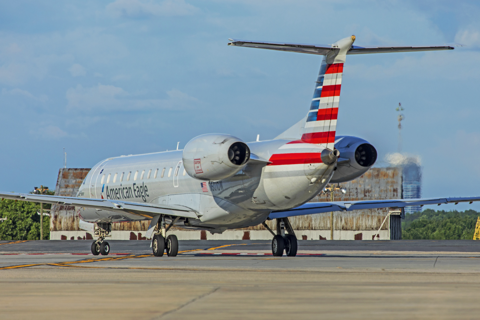American Eagle E145