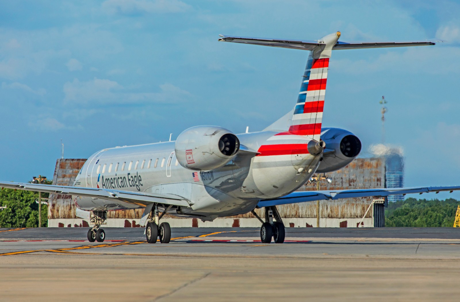 American Eagle E145