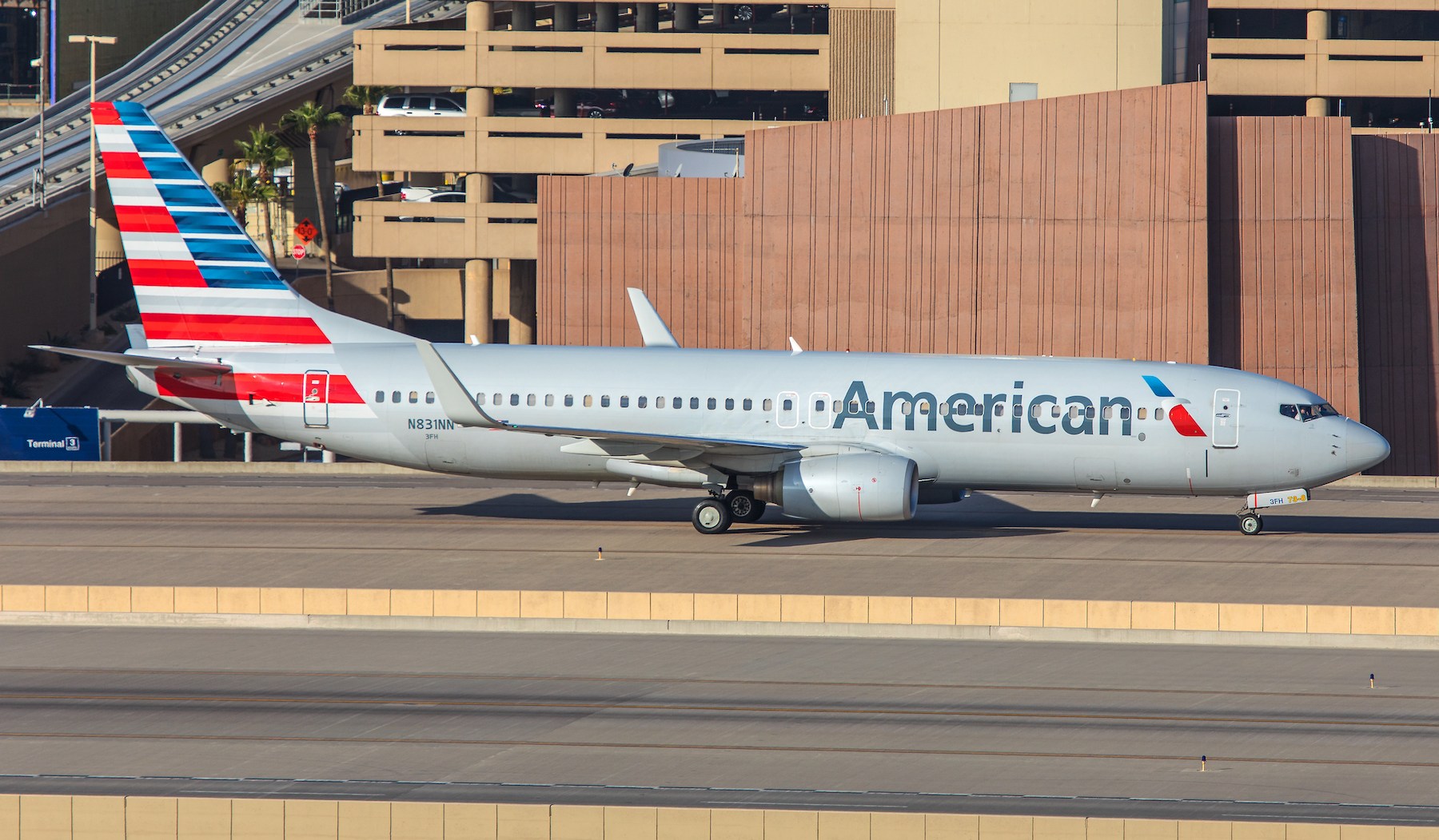 American 737 aircraft