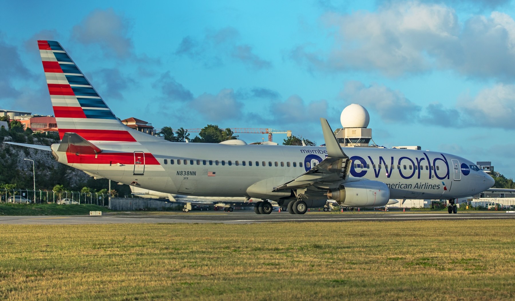 American 737-800