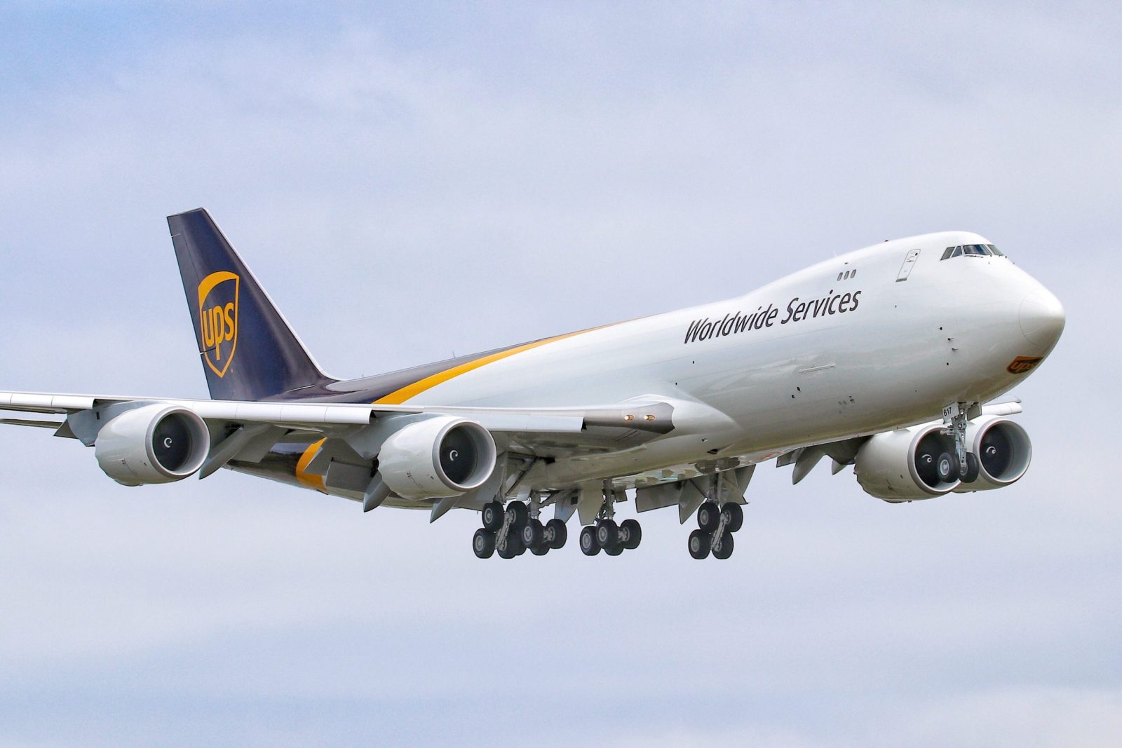 UPS 747-8F