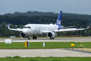 An SAS Airbus A320neo.