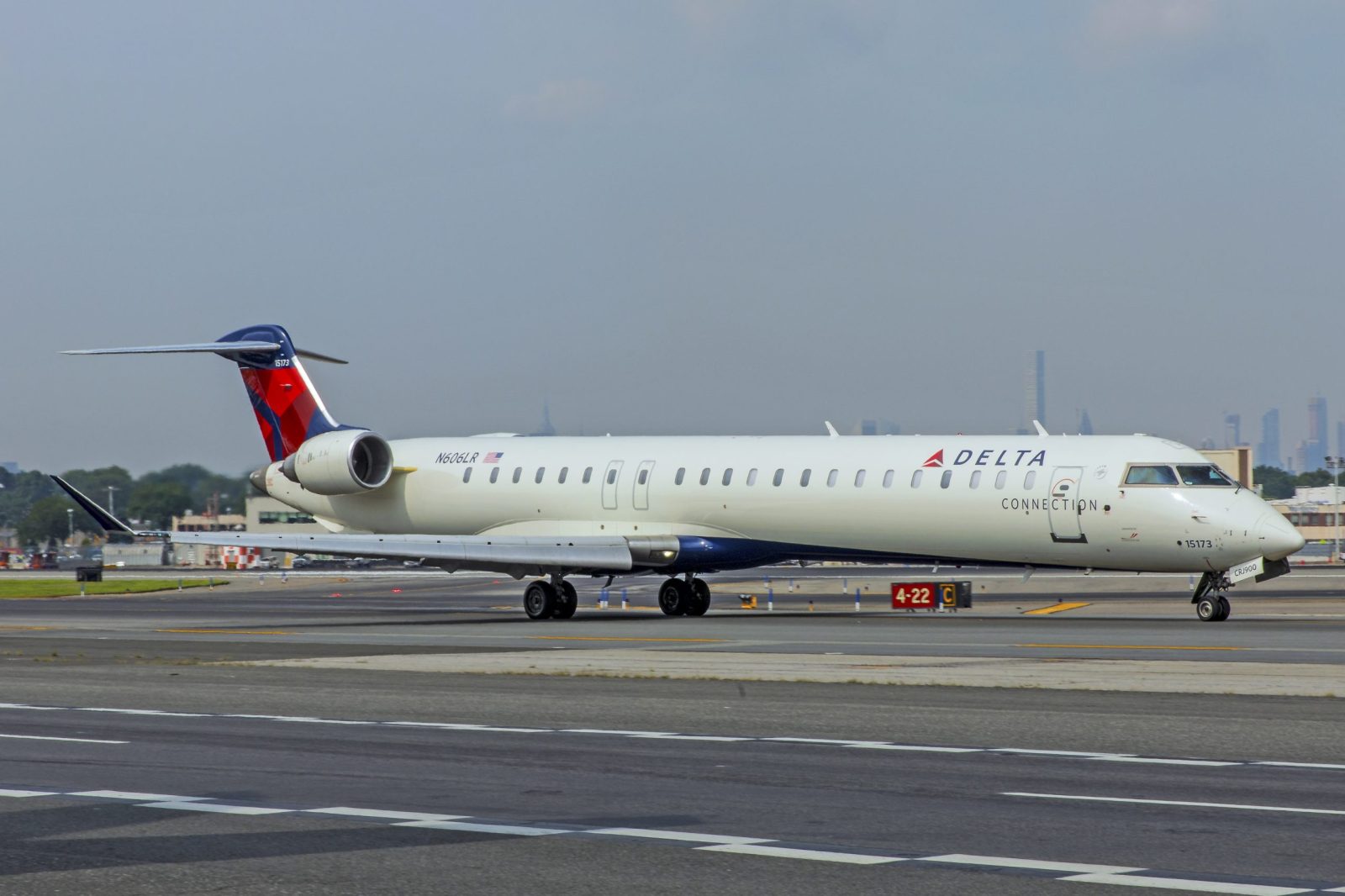 An Endeavor Air CRJ-900.