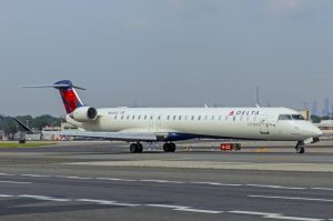An Endeavor Air CRJ-900.