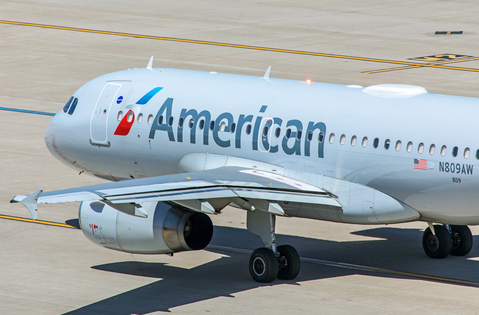 American A319