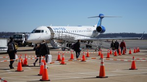 A United CRJ aircraft