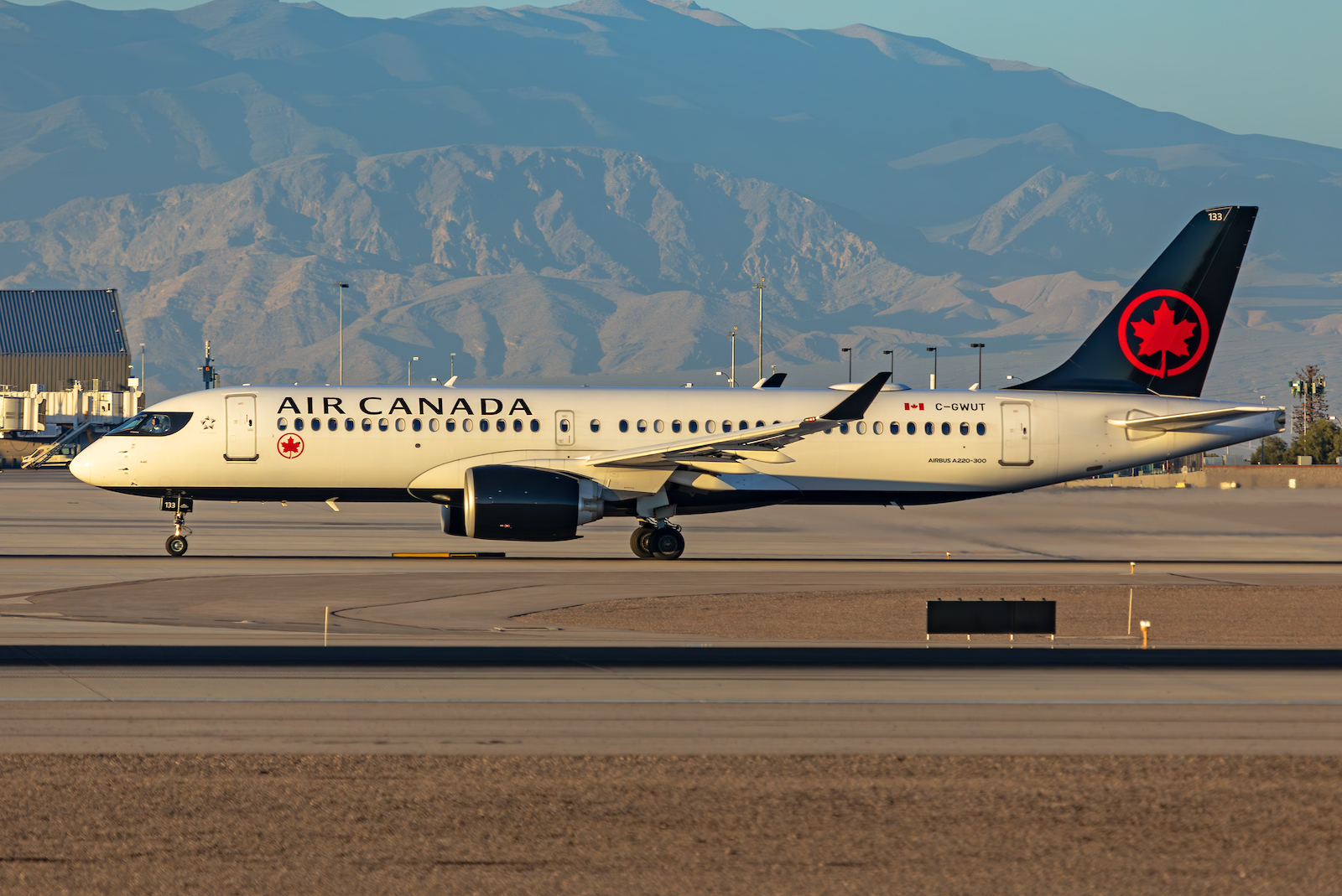 Air Canada A220