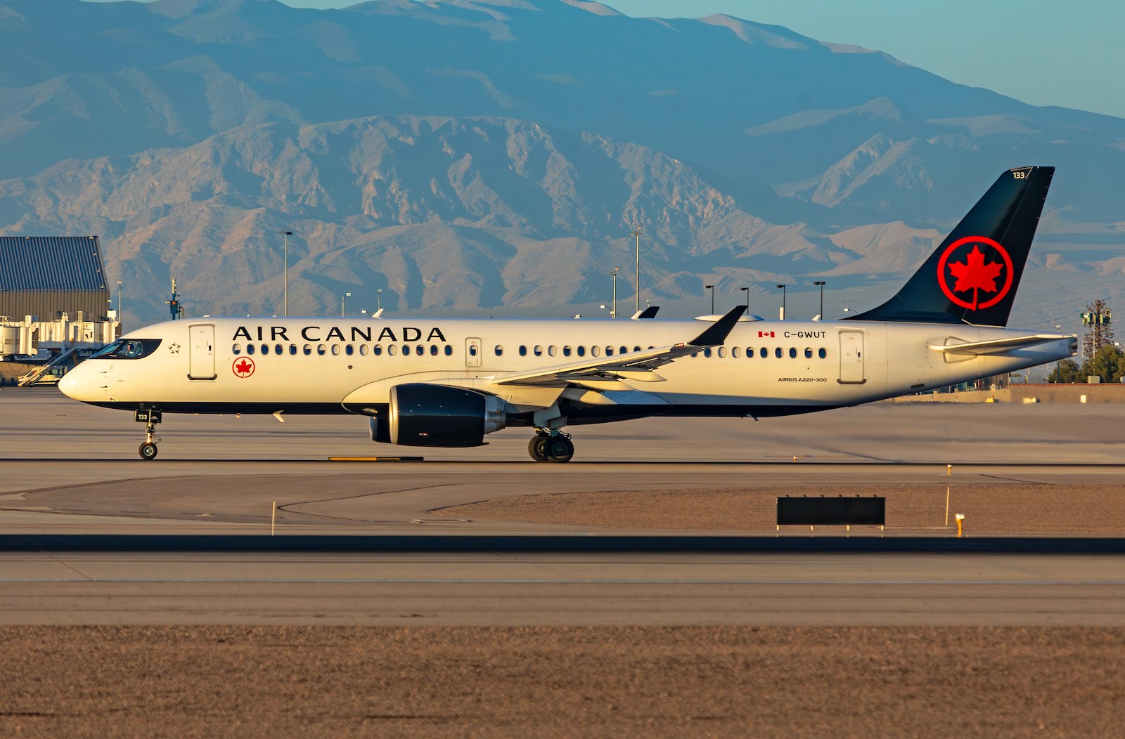 Air Canada A220