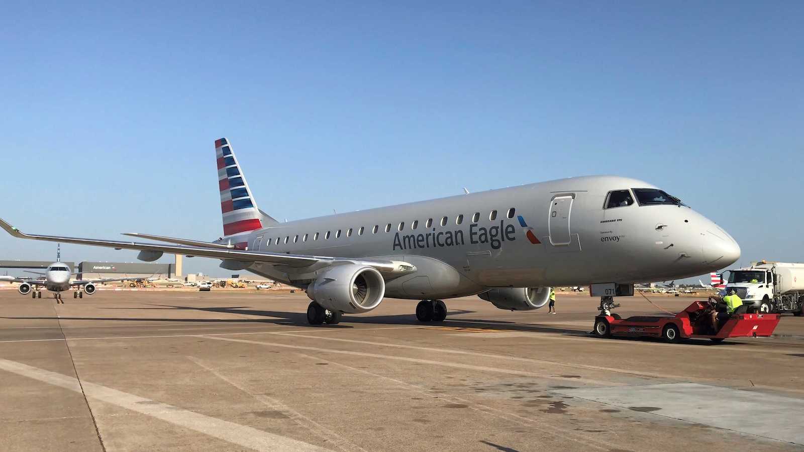 Envoy E175