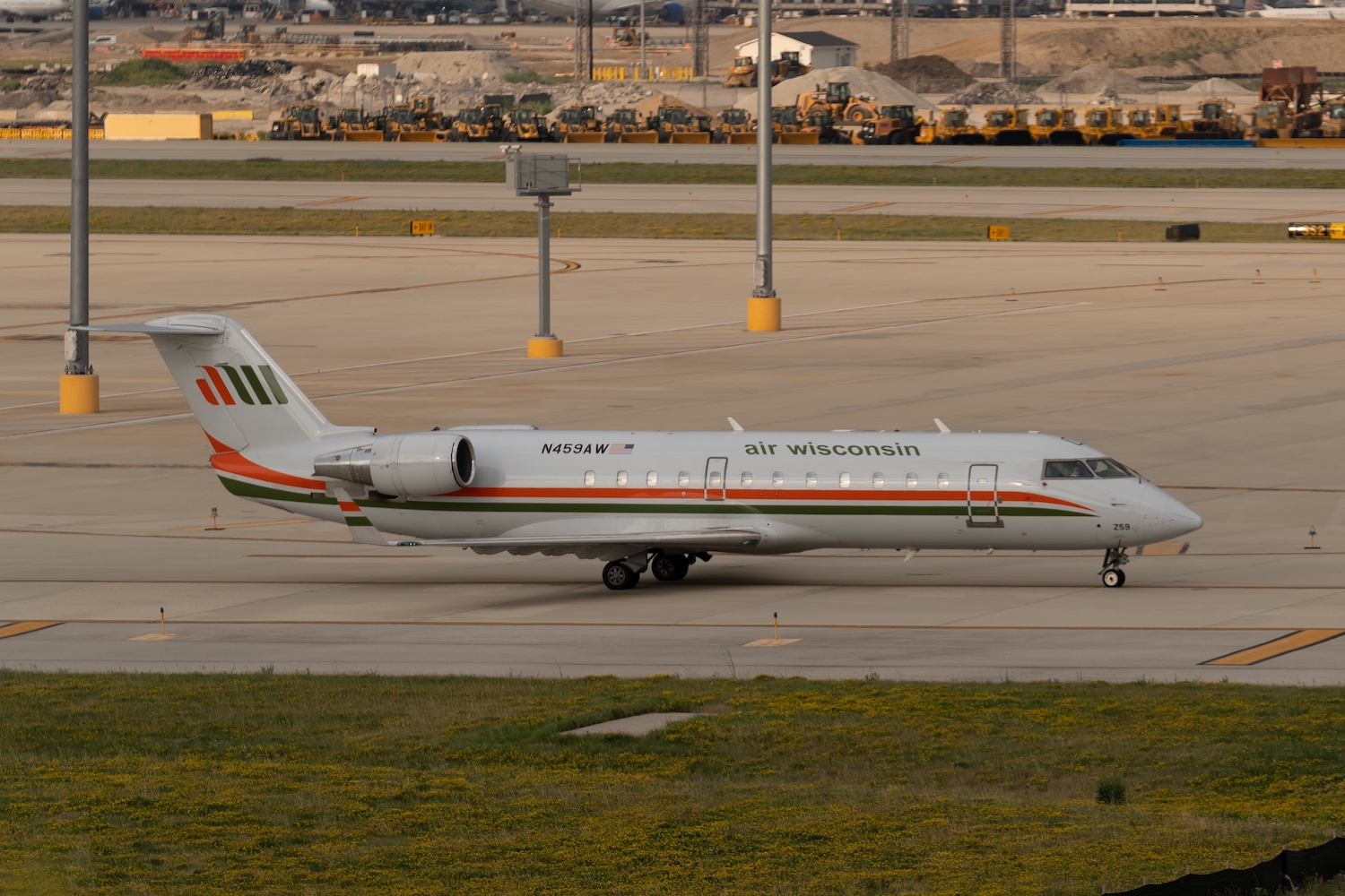 Air Wisconsin CRJ-200