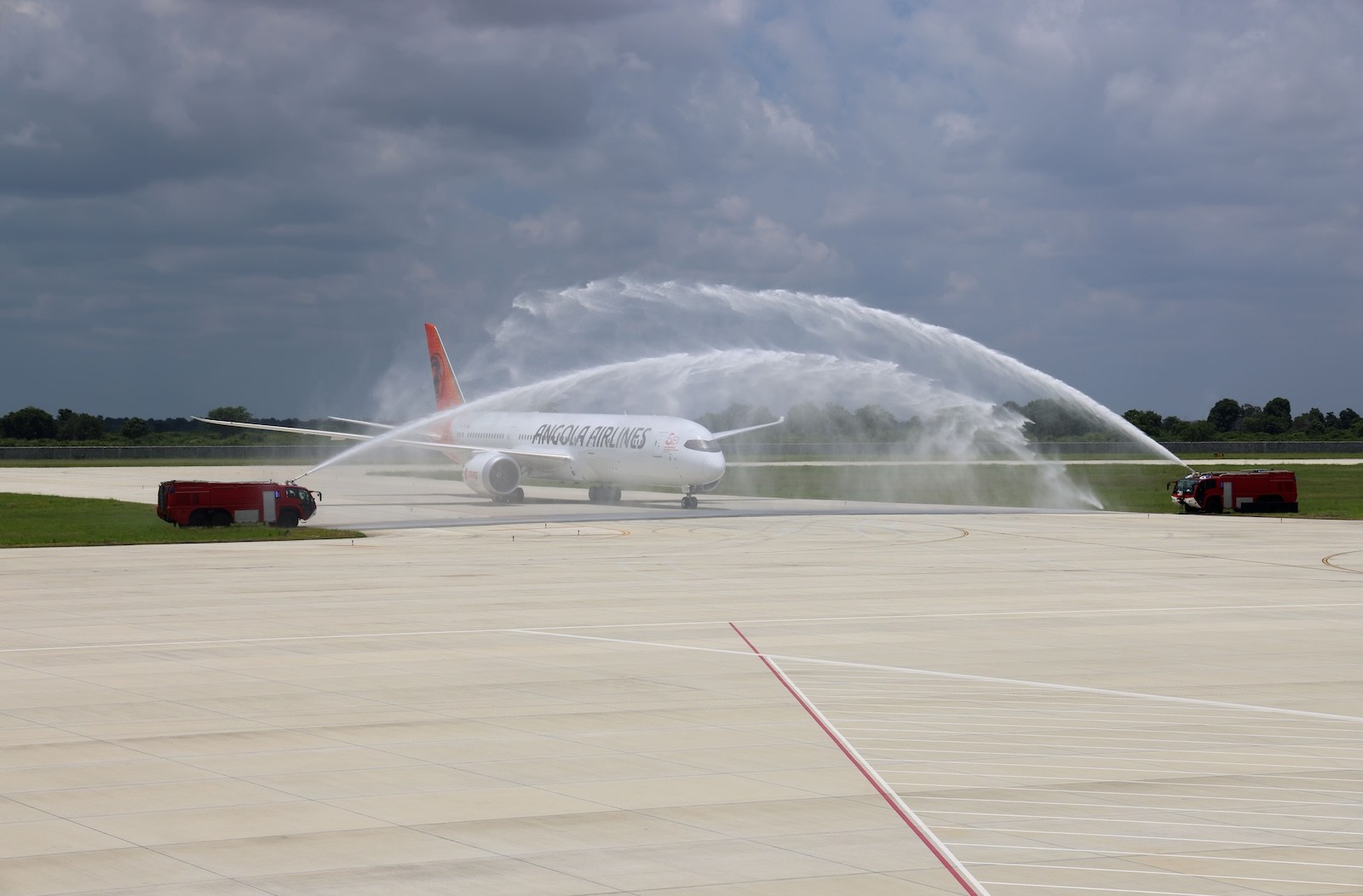 TAAG 787