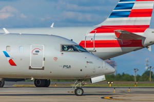 American CRJ-700