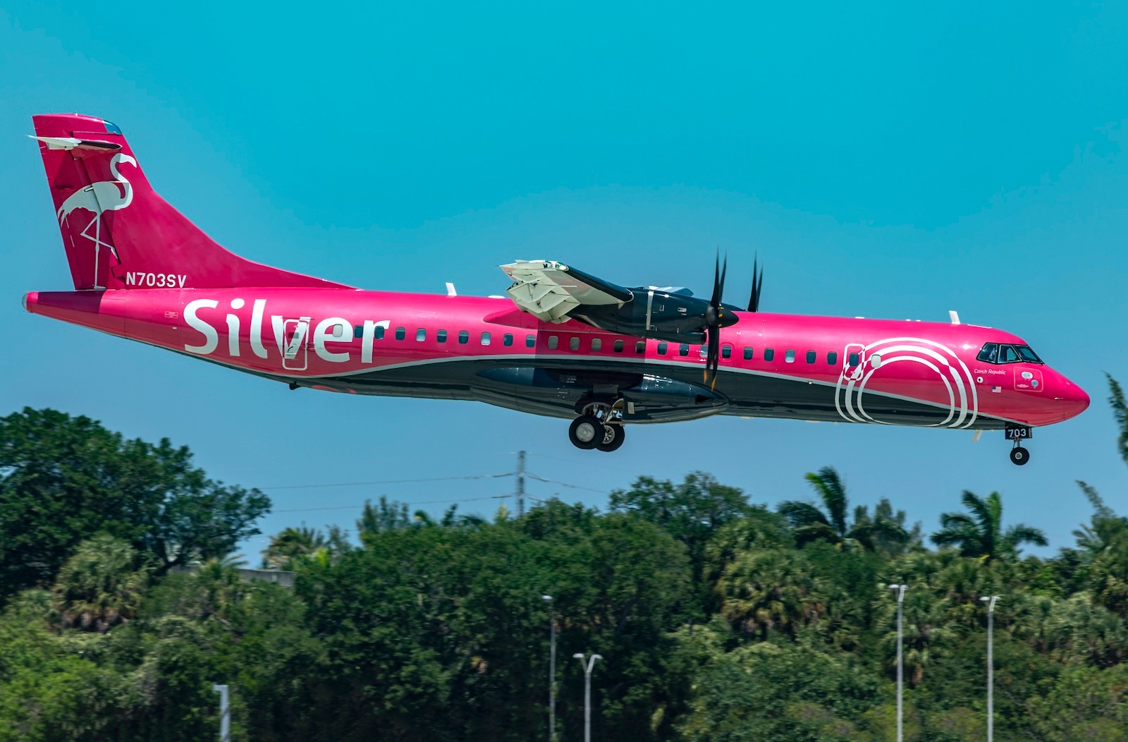 Silver Airways ATR 72