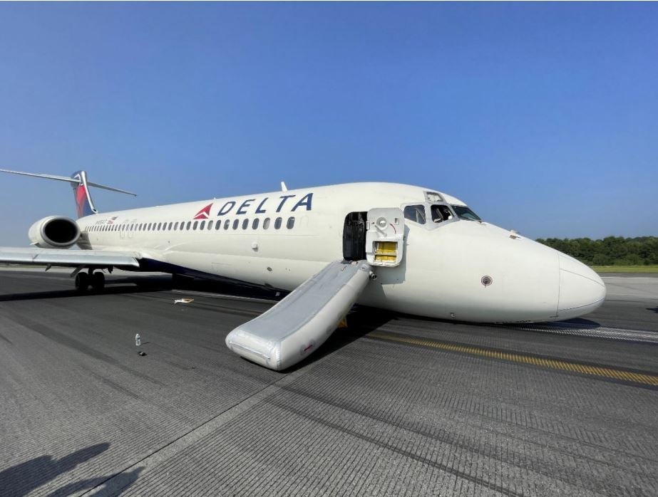 717 gear collapse 