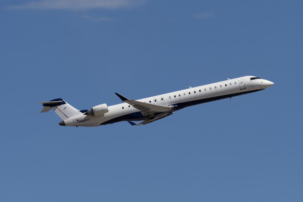 SkyWest CRJ-900