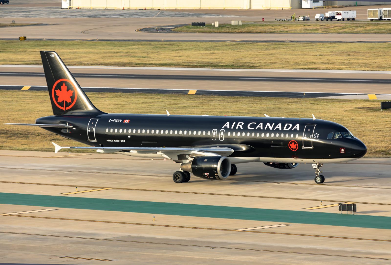 Air Canada Jetz Airbus A320-211 C-FNVV 11-5-23 | AirlineGeeks.com