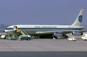 A Pan Am 707