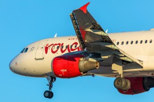 Air Canada Rouge A319