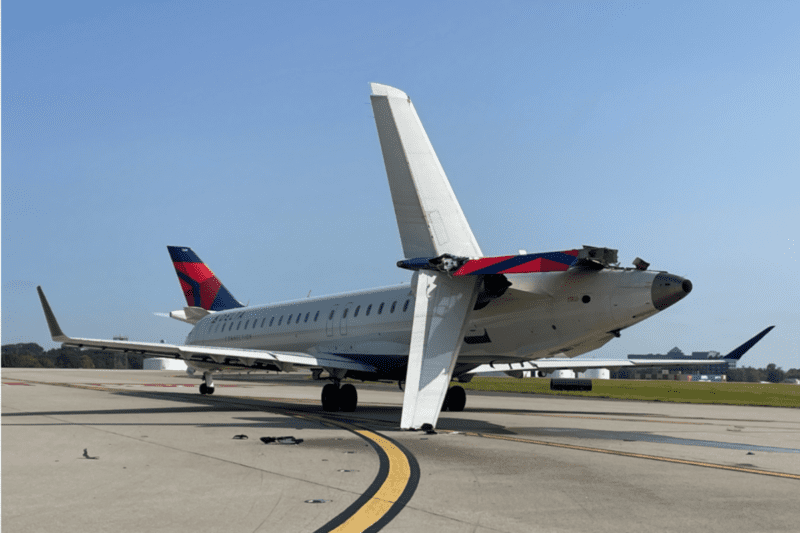 Delta CRJ-900 damaged by an A350
