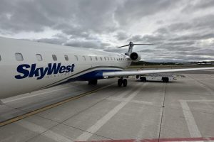 SkyWest CRJ-550