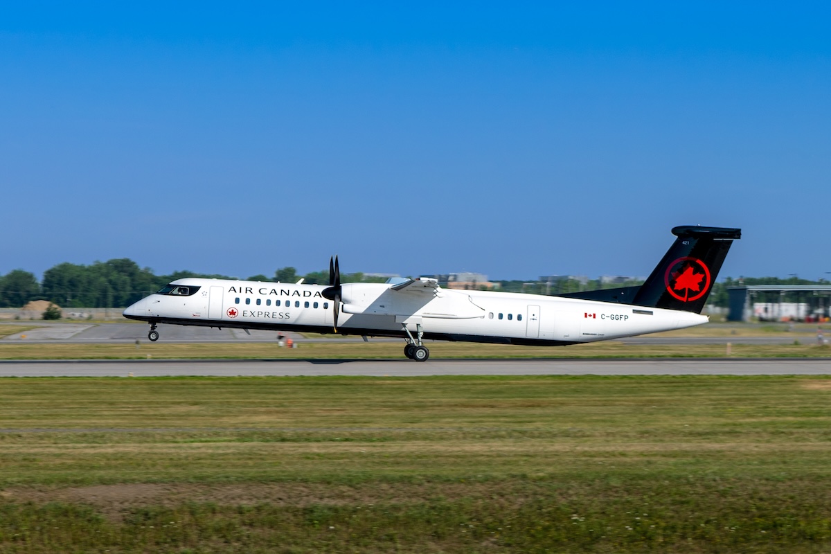Air Canada Q400