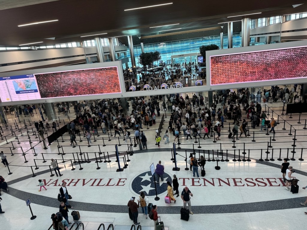 Nashville Airport Opens Bidding for Proposed Credit Card Lounge