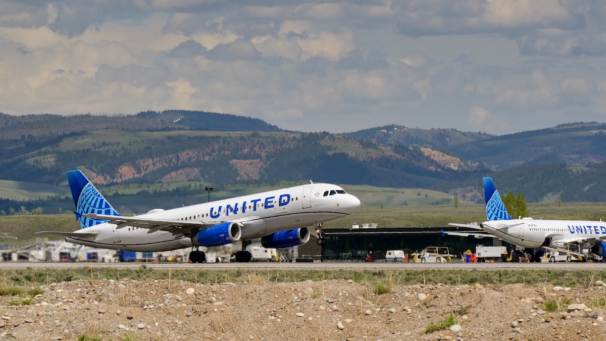 A United Airbus A320
