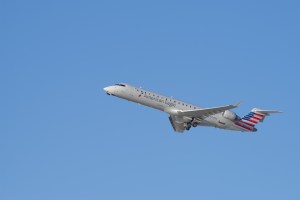 An American Eagle CRJ-700