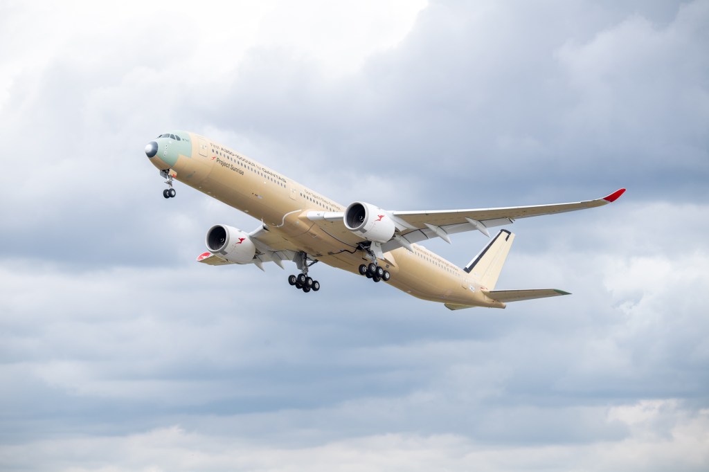 Ultra-Long-Range A350 Takes to the Skies