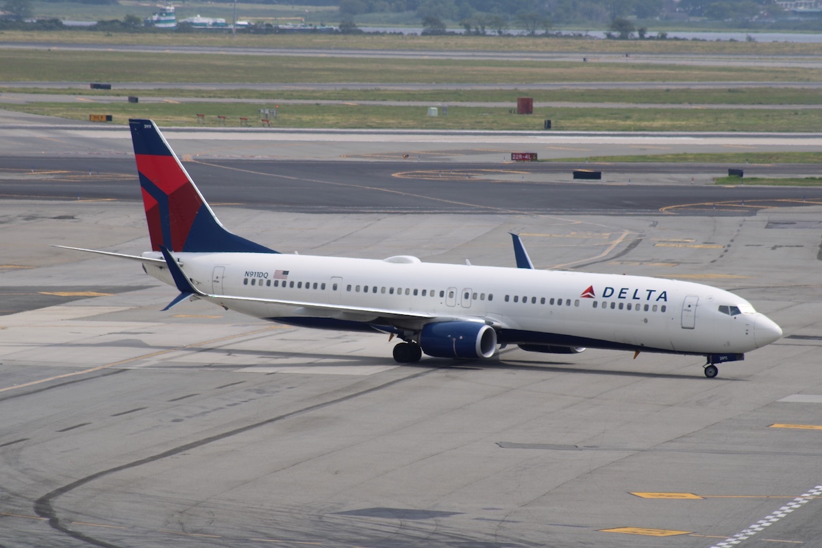 A Delta Boeing 737 in New York